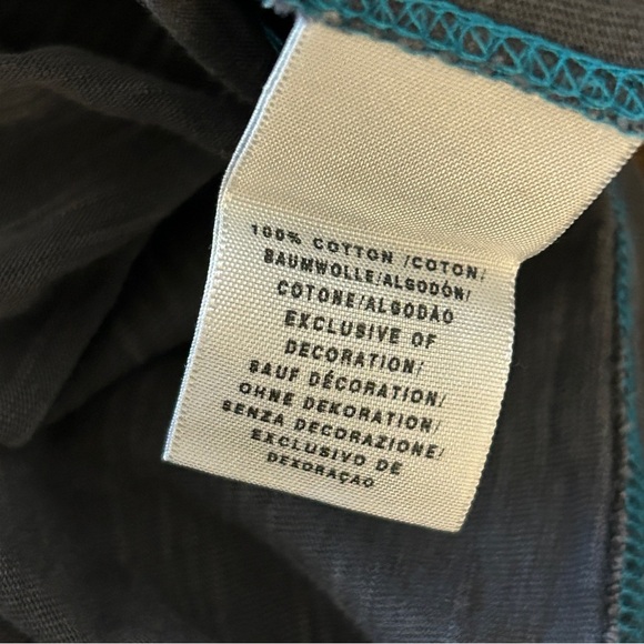 ❤️ Lucky Brand Gray Tee with Dragon Design S - Picture 9 of 9